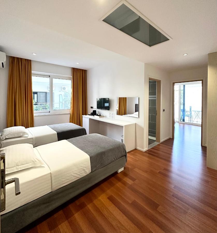3B Suites Boutique Hotel Саранде Екстериор снимка