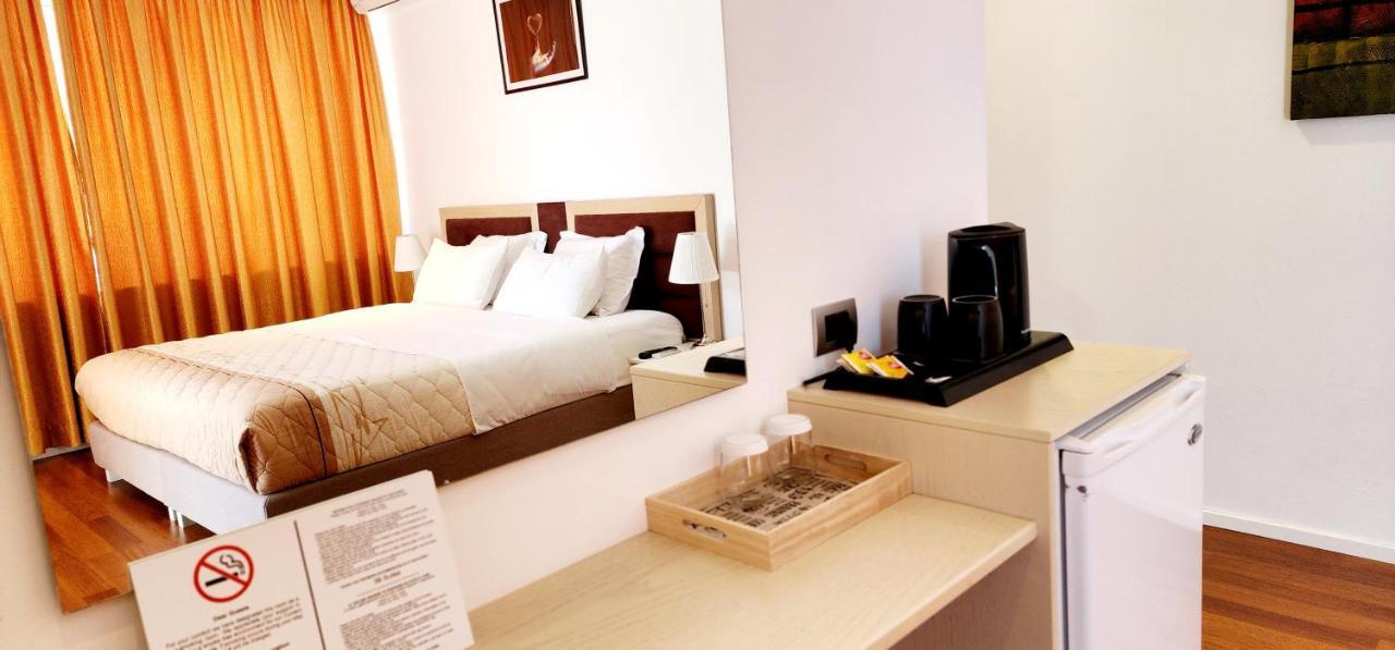 3B Suites Boutique Hotel Саранде Екстериор снимка