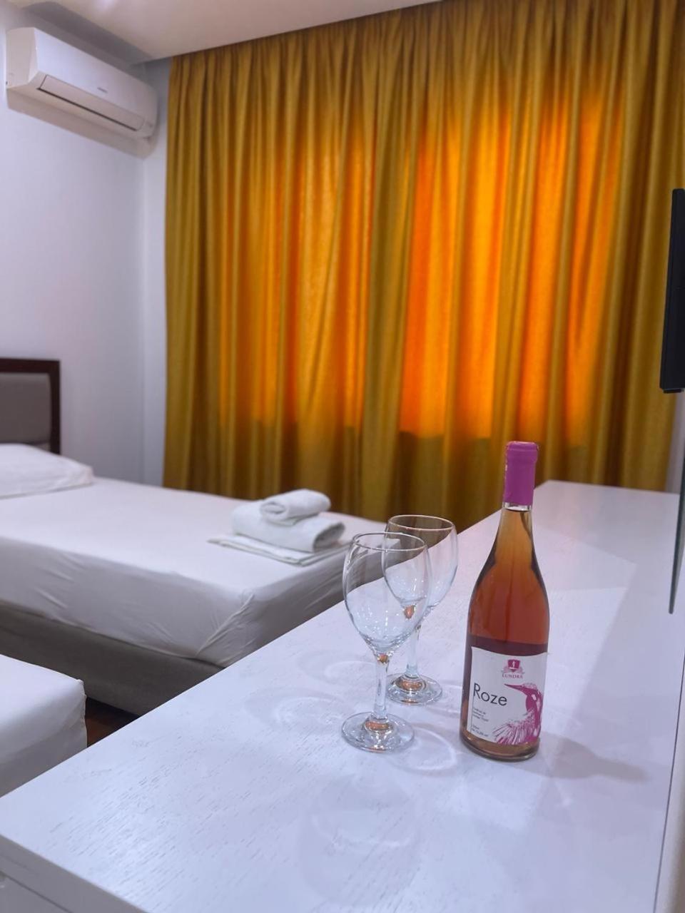 3B Suites Boutique Hotel Саранде Екстериор снимка