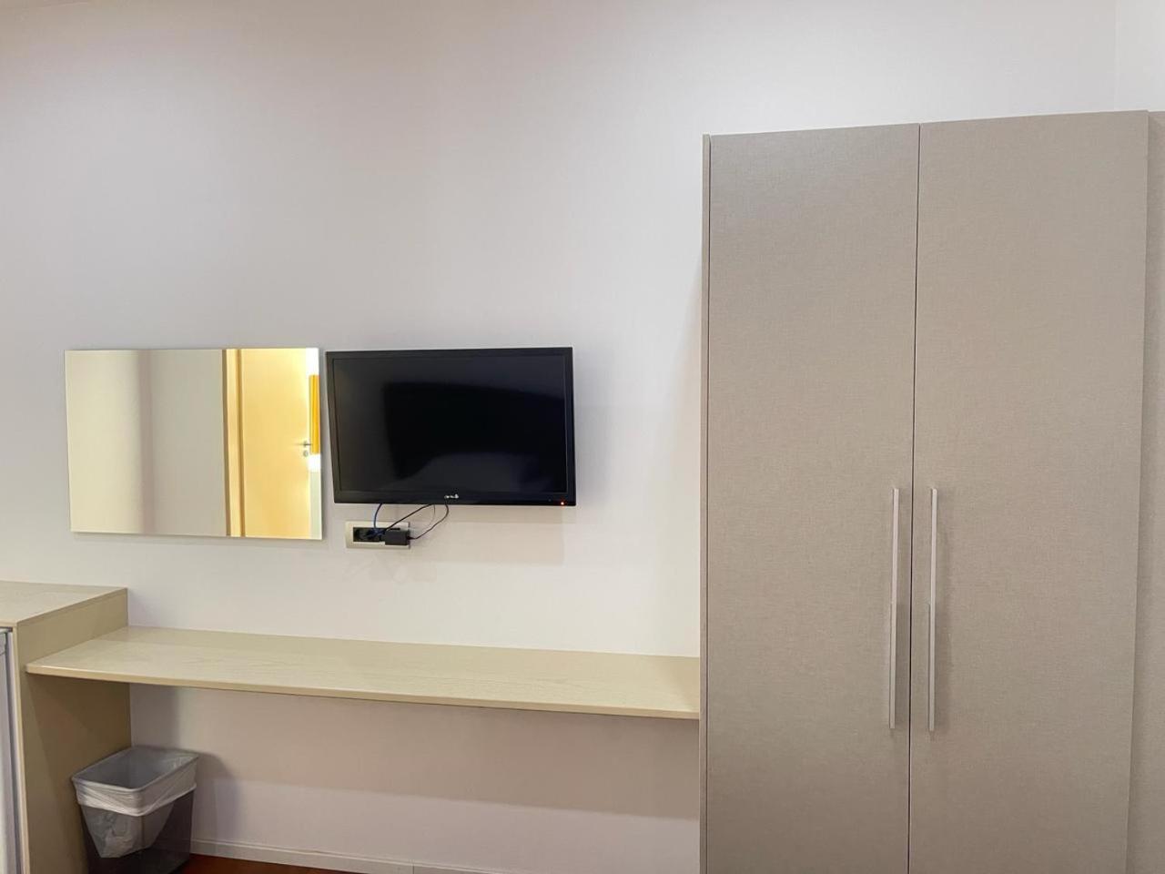 3B Suites Boutique Hotel Саранде Екстериор снимка