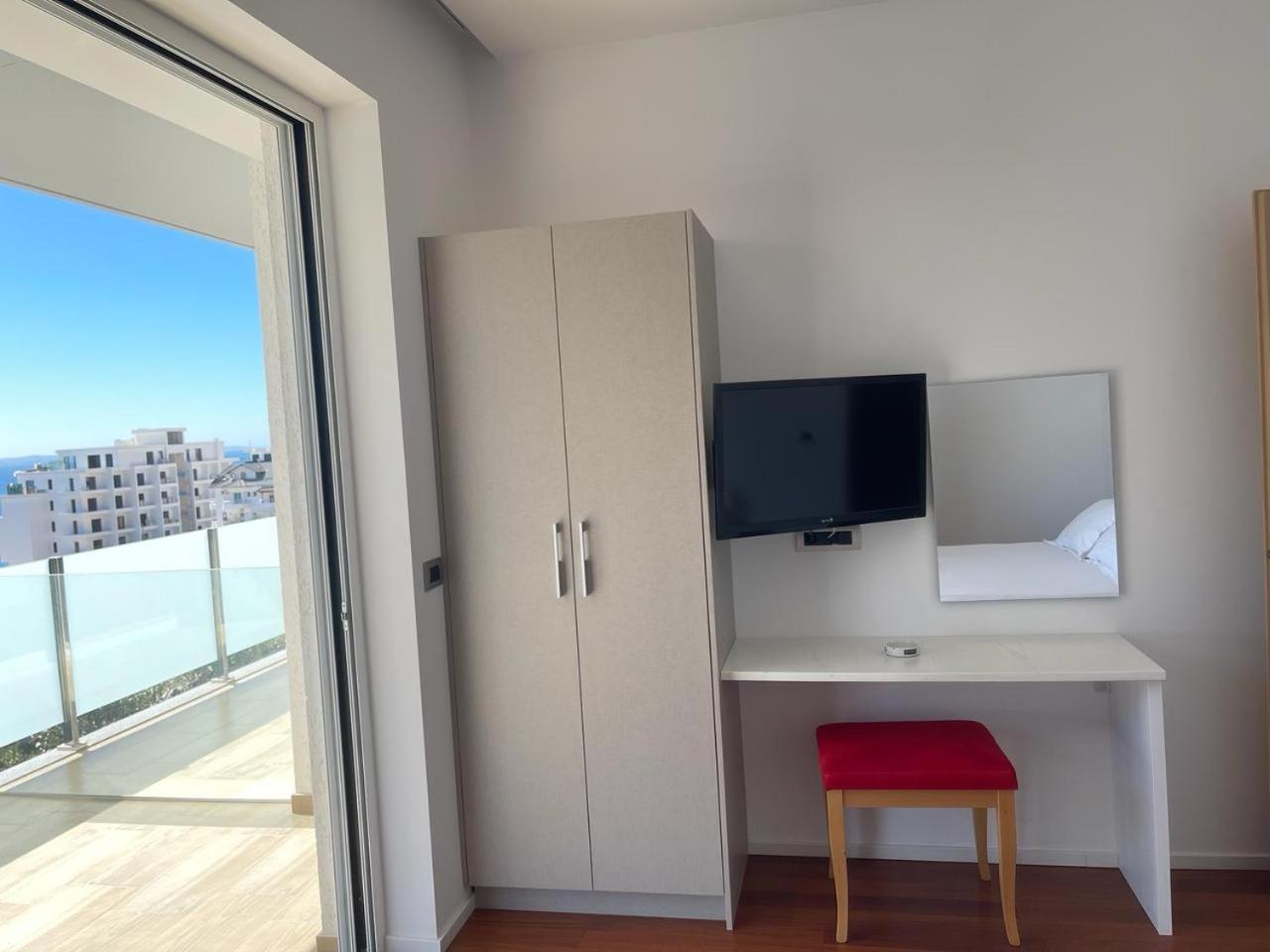 3B Suites Boutique Hotel Саранде Екстериор снимка