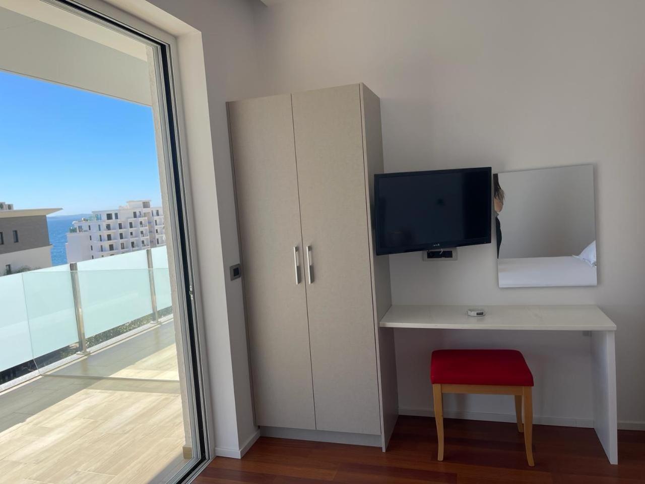 3B Suites Boutique Hotel Саранде Екстериор снимка