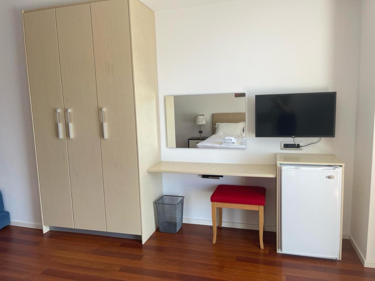 3B Suites Boutique Hotel Саранде Екстериор снимка