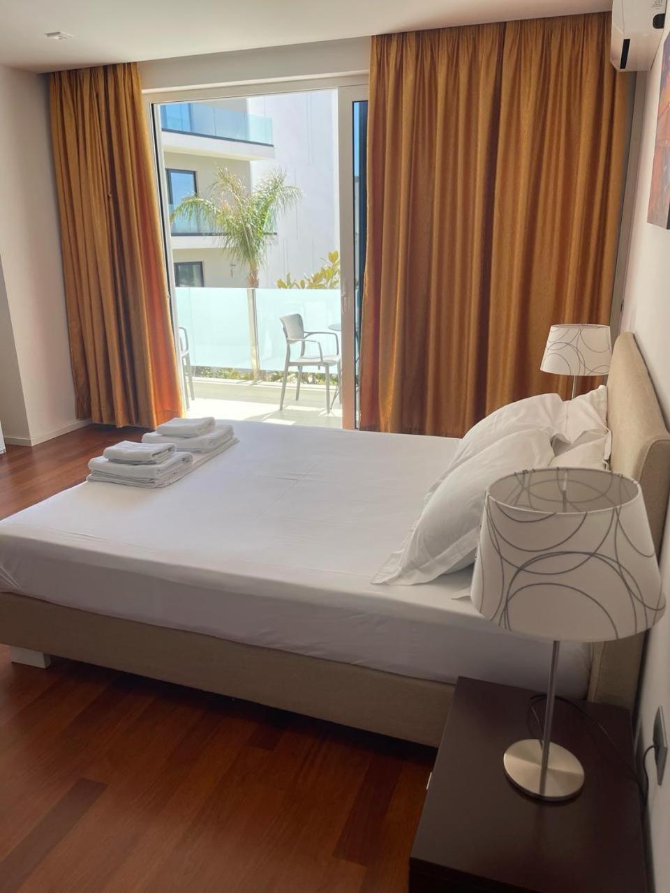 3B Suites Boutique Hotel Саранде Екстериор снимка