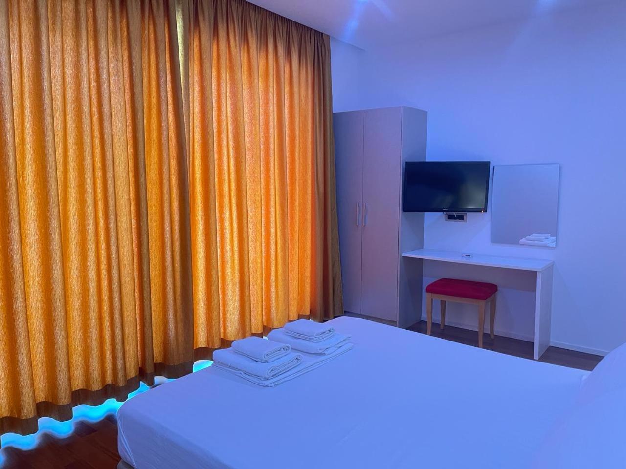3B Suites Boutique Hotel Саранде Екстериор снимка